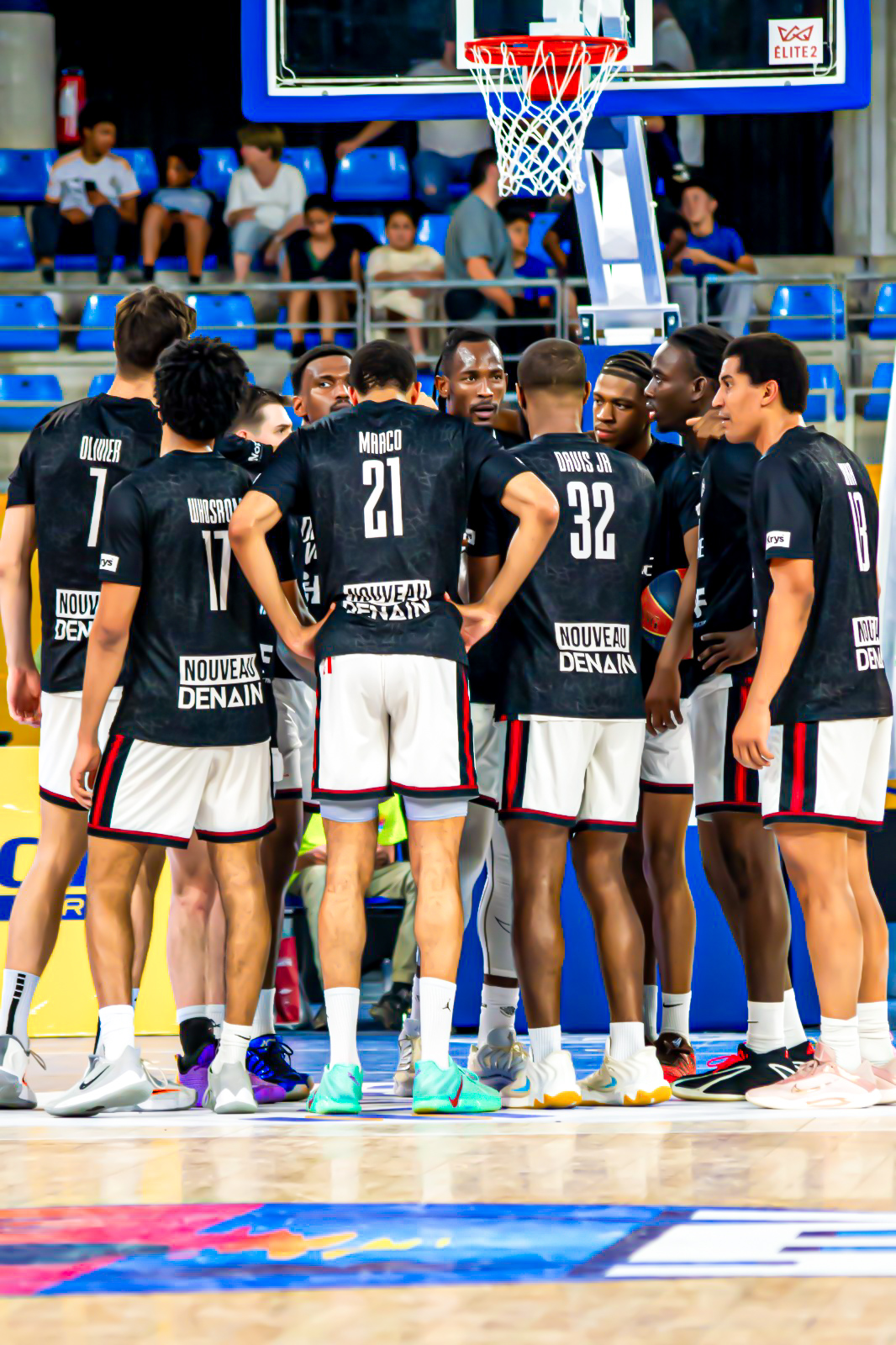 RETOUR SUR HYERES-TOULON / DENAIN